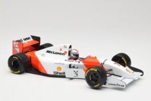 McLaren Ford MP4/8 #7 M. Andretti European GP 1993 Minichamps 1:18 530931827 Gyanta – 4. kép a 7-ből