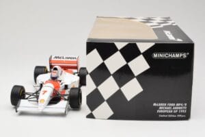 McLaren Ford MP4/8 #7 M. Andretti European GP 1993 Minichamps 1:18 530931827 Gyanta – 7. kép a 7-ből