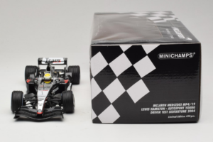 McLaren MP4/19 Mercedes L. Hamilton Autosport Young Driver Test Silverstone 2004 Minichamps 1:18 530044418 Fém – 6. kép a 7-ből