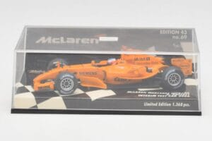 McLaren Mercedes MP4-20 G. Paffett Test Car 2006 Minichamps 1:43 530064395 Fém – 5. kép a 5-ből