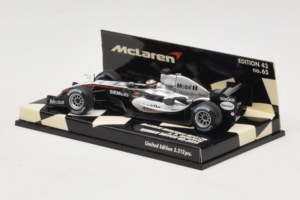 McLaren MP4-20 Mercedes #10 J.P. Montoya British GP Winner F1 2005 Minichamps 1:43 530054320 Fém – 3. kép a 5-ből