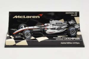 McLaren MP4-20 Mercedes #10 J.P. Montoya British GP Winner F1 2005 Minichamps 1:43 530054320 Fém