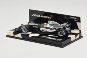McLaren Mercedes MP4-20 #10 J-P. Montoya Race Car 2005 Minichamps 1:43 530054310 Fém – 3. kép a 5-ből