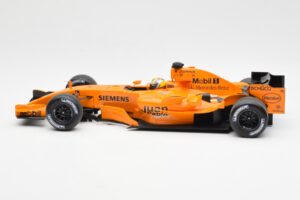 McLaren MP4-21 Mercedes #4 J.P. Montoya Interim Livery 2006 Minichamps 1:18 530061874 Fém – 3. kép a 6-ből