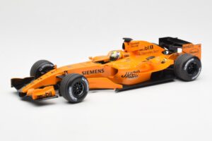 McLaren MP4-21 Mercedes #4 J.P. Montoya Interim Livery 2006 Minichamps 1:18 530061874 Fém