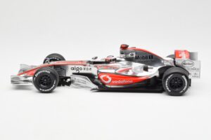 McLaren MP4-21 Mercedes #4 J-P. Montoya Showcar 2006 Minichamps 1:18 MONTOYA002 Fém – 3. kép a 6-ből