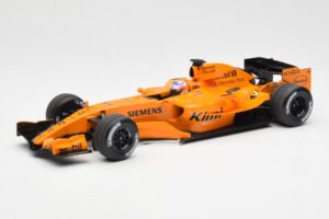 McLaren MP4-21 Mercedes #3 K. Raikkonen Interim Livery 2006 Minichamps 1:18 530061873 Fém