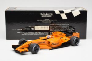 McLaren MP4-21 Mercedes #3 K. Raikkonen Interim Livery 2006 Minichamps 1:18 530061873 Fém – 6. kép a 6-ből