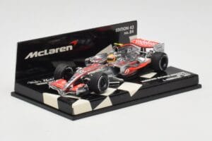 McLaren Mercedes MP4-22 #2 L. Hamilton Race Car 2007 Minichamps 1:43 530074302 Fém – 2. kép a 5-ből