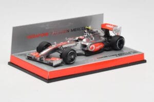 McLaren Mercedes MP4-24 #2 H. Kovalainen Race Car 2009 Minichamps 1:43 503094302 Fém – 2. kép a 5-ből