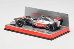McLaren Mercedes MP4-24 #2 H. Kovalainen Race Car 2009 Minichamps 1:43 503094302 Fém – 3. kép a 5-ből