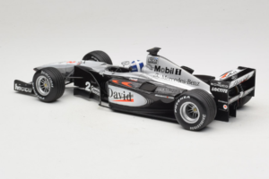 McLaren MP4-15 #2 D. Coulthard F1 2000 Minichamps 1:18 B66962118 Fém – 5. kép a 6-ből