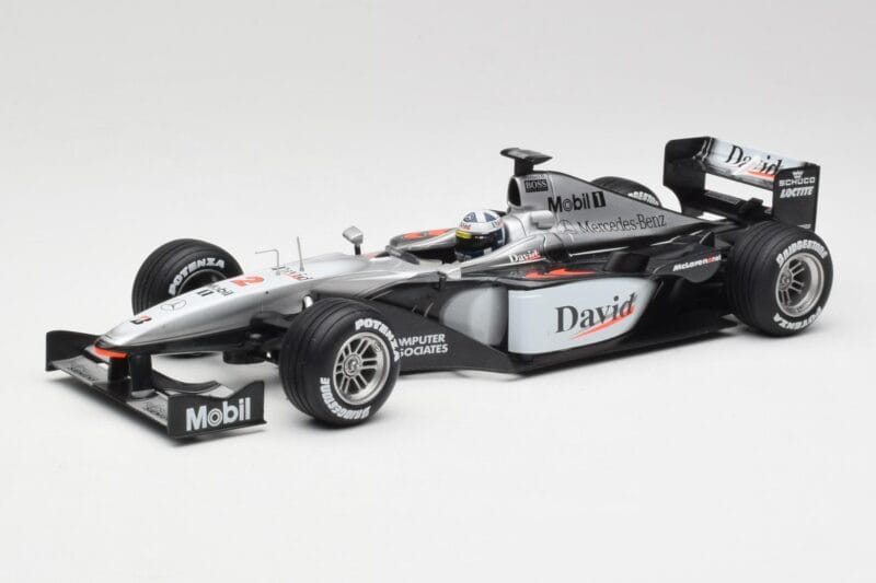 McLaren MP4-15 #2 D. Coulthard F1 2000 Hot Wheels 1:18 26740 Fém