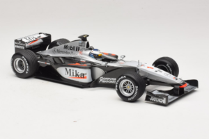McLaren MP4-15 #1 M. Hakkinen F1 2000 Minichamps 1:18 B66962117 Fém – 4. kép a 6-ből