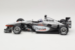 McLaren MP4-16 Mercedes #3 D. Coulthard F1 2001 Hot Wheels 1:18 50199 Fém – 3. kép a 6-ből