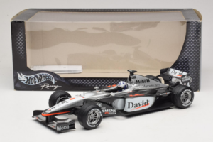 McLaren MP4-16 Mercedes #3 D. Coulthard F1 2001 Hot Wheels 1:18 50199 Fém – 6. kép a 6-ből