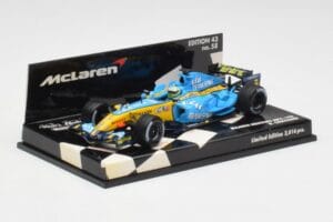 McLaren MP4-19B #5 D. Coulthard F1 2004 Minichamps 1:43 530044315 Fém – 3. kép a 5-ből