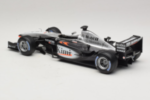 McLaren MP4-20 #9 K. Raikkonen F1 2005 Hot Wheels 1:18 H2286 Fém – 5. kép a 6-ből