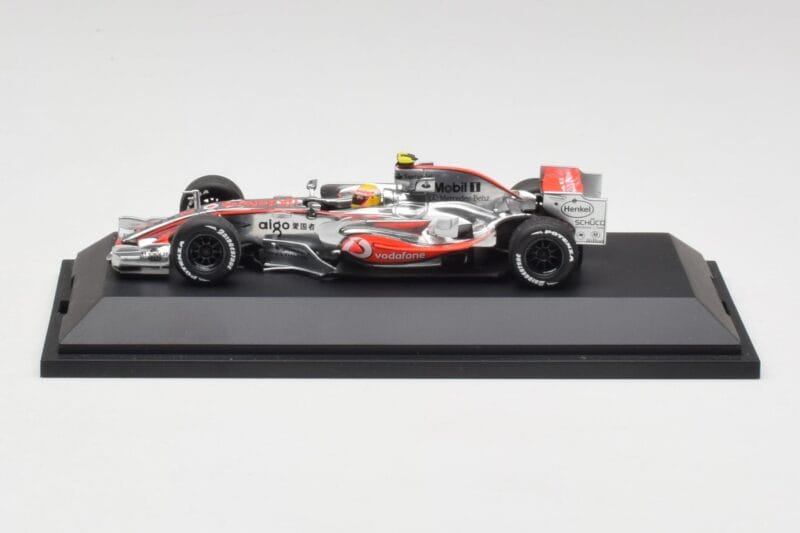 McLaren MP4-22 #2 L. Hamilton F1 2007 Minichamps 1:43 McLaren MP4-22 #2 L. Hamilton F1 2007 Minichamps 1:43 B66962284 Fém