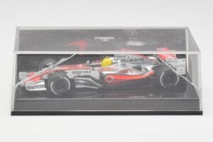 McLaren MP4-22 L. Hamilton F1 Showcar 2007 Minichamps 1:43 530074372 Fém – 3. kép a 5-ből