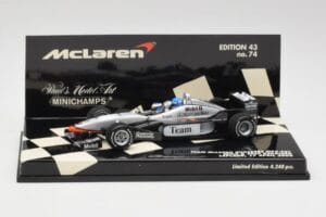 McLaren MP4/98T 2-Seater M. Hakkinen / E. Hakkinen F1 2000 Minichamps 1:43 530984378 Fém