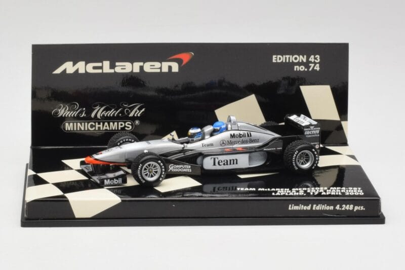 McLaren MP4/98T 2-Seater M. Hakkinen / E. Hakkinen F1 2000 Minichamps 1:43 McLaren MP4/98T 2-Seater M. Hakkinen / E. Hakkinen F1 2000 Minichamps 1:43 530984378 Fém