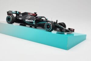 Mercedes AMG Petronas W11 #44 L. Hamilton Winner British GP 2020 Minichamps 1:18 113200444 Fém – 4. kép a 7-ből