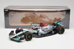 Mercedes AMG W13 E Performance Petronas #63 G. Russell Miami GP 2022 Minichamps 1:18 110220563 Fém – 7. kép a 7-ből