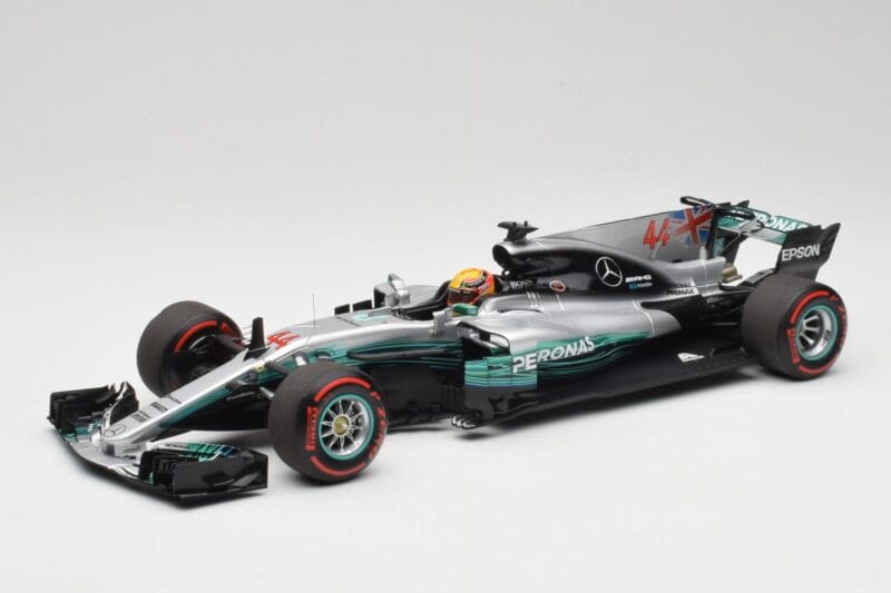 Mercedes AMG W08 EQ Power+ Petronas #44 L. Hamilton F1 World Champion 2017 Minichamps 1:18 186170044 Gyanta