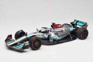 Mercedes AMG W13 E Performance Petronas #63 G. Russell Brazilian GP 1st Win 2022 Minichamps 1:18 110222163 Gyanta