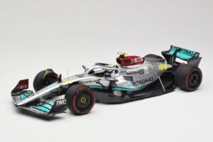 Mercedes AMG W13 E Performance Petronas #44 L. Hamilton Brazilian GP 2022 Minichamps 1:18 110222144 Gyanta