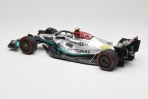 Mercedes AMG W13 E Performance Petronas #44 L. Hamilton Brazilian GP 2022 Minichamps 1:18 110222144 Gyanta – 5. kép a 7-ből