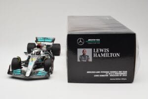 Mercedes AMG W13 E Performance Petronas #44 L. Hamilton Brazilian GP 2022 Minichamps 1:18 110222144 Gyanta – 6. kép a 7-ből