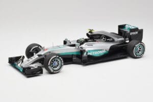 Mercedes AMG W07 #6 N. Rosberg Australia GP Winner 2016 Minichamps 1:18 110160006 Fém
