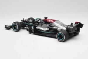Mercedes AMG W12 #44 L. Hamilton Bahrain GP 2021 Minichamps 1:18 110210144 Fém – 5. kép a 7-ből