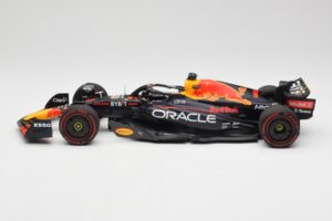 Oracle Red Bull Racing RB18 #1 M. Verstappen Winner Belgian GP 2022 Minichamps 1:18 110221401 Fém – 5. kép a 7-ből