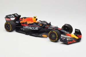 Oracle Red Bull Racing RB18 #11 S. Perez Saudi Arabian GP 2022 Minichamps 1:18 110220011 Fém – 4. kép a 7-ből