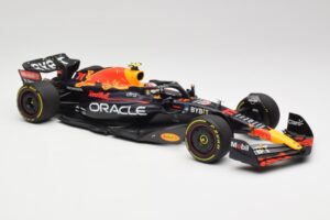 Oracle Red Bull Racing RB18 #11 S. Perez Abu Dhabi GP 2022 Minichamps 1:18 110222211 Fém – 4. kép a 7-ből