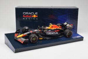 Red Bull Racing RB19 #11 S. Perez Winner Saudi Arabian GP 2023 Minichamps 1:18 113230111 Fém – 6. kép a 6-ből