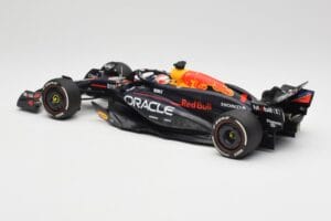 Oracle Red Bull Racing RB20 #1 M. Verstappen Winner Bahrain GP 2024 Minichamps 1:18 110240101 Fém – 5. kép a 7-ből
