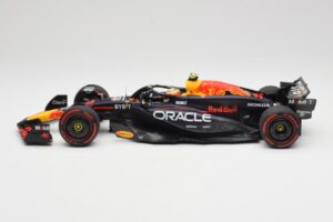 Red Bull Racing RB20 #11 S. Perez Bahrain GP 2024 Minichamps 1:18 110240111 Fém – 3. kép a 7-ből