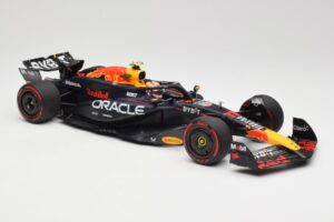 Red Bull Racing RB20 #11 S. Perez Bahrain GP 2024 Minichamps 1:18 110240111 Fém – 4. kép a 7-ből