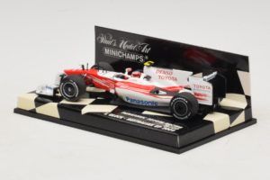 Toyota TF109 #10 T. Glock Panasonic Toyota Racing Australian GP 2009 Minichamps 1:43 400090010 Fém – 3. kép a 5-ből