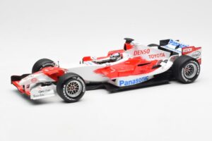 Toyota TF106 Panasonic Toyota Racing J. Trulli F1 Presentation 2006 Minichamps 1:18 AM59554H Fém