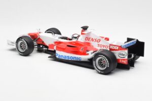 Toyota TF106 Panasonic Toyota Racing J. Trulli F1 Presentation 2006 Minichamps 1:18 AM59554H Fém – 5. kép a 6-ből