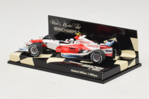 Toyota J. Trulli Panasonic Toyota Racing Showcar F1 2007 Minichamps 1:43 400070082 Fém – 3. kép a 5-ből