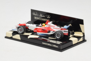 Toyota TF107 Panasonic #11 R. Schumacher Panasonic Toyota Racing Showcar 2007 Minichamps 1:43 400070081 Fém – 3. kép a 5-ből