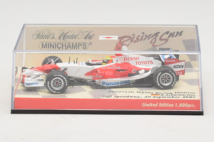 Panasonic Toyota Racing TF107 R. Schumacher F1 Showcar 2007 Minichamps 1:43 403070081 Fém – 5. kép a 5-ből