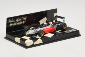 Toyota TF106 #12 J. Trulli Panasonic Toyota Racing F1 2006 Minichamps 1:43 400060008 Fém – 2. kép a 5-ből