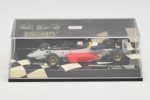Toyota TF106 #12 J. Trulli Panasonic Toyota Racing F1 2006 Minichamps 1:43 400060008 Fém – 5. kép a 5-ből